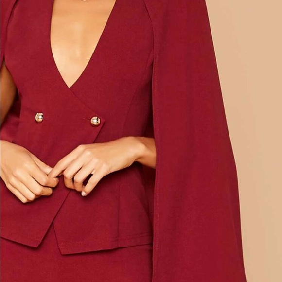 Red blazer cape jacket and pants set suit burgundy - Picture 3 of 4